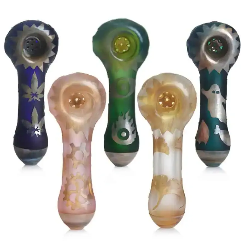 HAND PIPE 4.3" 6 HOLE GLASS FILTER WITH CARVED DESIGN